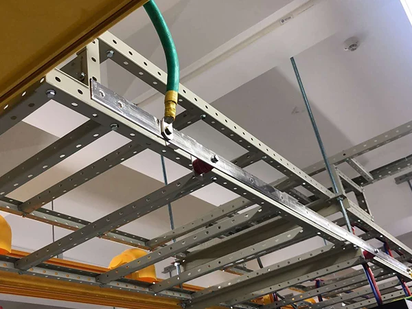 Double-layer suspended U-shaped steel cable ladder
