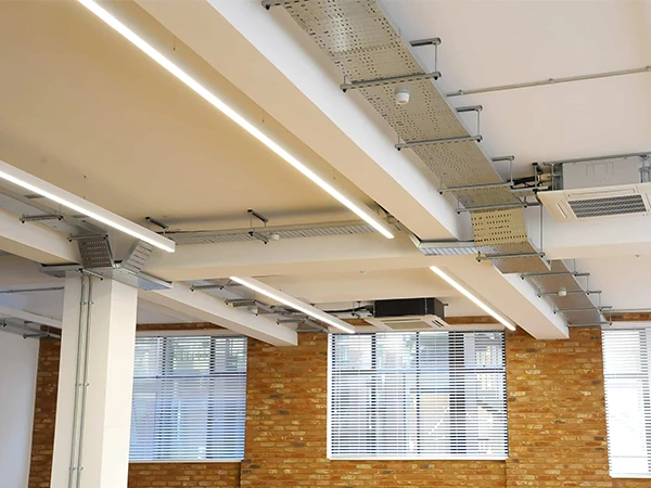 Cable tray suspended in a multimedia classroom